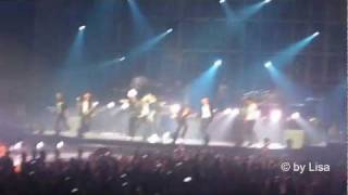 NKOTBSB  Dont Turn Out The Lights live in NY [upl. by Onileva200]