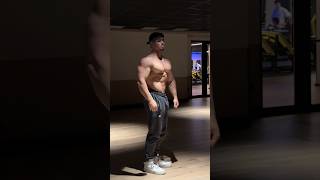 FISICO ACTUAL ANDONI 🕶️ fitness gym gymmotivation fitnessmotivation [upl. by Htrag]