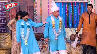 Nasir Chinyoti and Jiya Butt  Sajan Abbas  Priya Khan  Stage Drama  Khand Nalon Mithi comedy [upl. by Clementis]