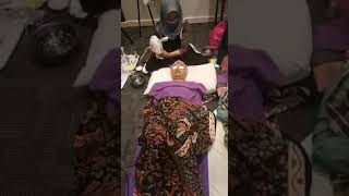 Natural facial spa facial aman ibu hamilebsco center082122862271 [upl. by Putnem]