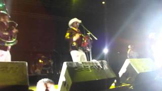 Calibre 50  De Pies A Cabeza  Toluca [upl. by Ymerej]