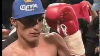 Erik Morales  Junior Jones [upl. by Supen]