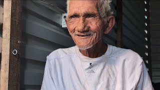 🔍🔎Buscando a el abuelito Juan en el pueblo para entregarle los víveres 😁 [upl. by Netneuq]