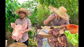 Country style Pigs head cooking [upl. by Enrobso]