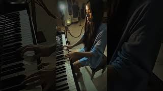 GADIS CANTIK VIETNAM JAGO MAIN PIANO  DE KARANGANJAR [upl. by Polivy]