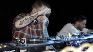 Andrew Weatherall amp Ivan Smagghe Back 2 Back Live  Nest London England  24062011 [upl. by Alodee]