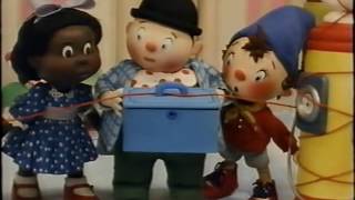 Noddys Toyland Adventures  Series 1 Episode 13  Noddy Delievers Some Parcels [upl. by Adams]