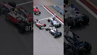 F1 PİLOTU KIRMIZI IŞIĞI GÖRMÜYOR VE KAZA YAPIYOR  Lewis Hamilton [upl. by Anegue]