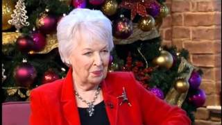 June Whitfield on This Morning  discussing new Ab Fab amp more  22nd December 2011 [upl. by Storz]