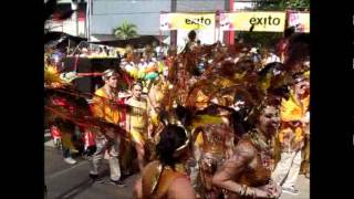 Carnaval de Barranquilla 2012 Batalla de Flores Via 40 [upl. by Ettelloc71]