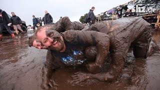 Wacken 2015 Matschige Eröffnung [upl. by Yrolg991]