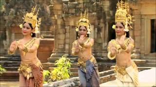 អប្សរាល្ខោនព្រះរាជទ្រព្យ Beautiful Apsara Royal Dancers in Angkor Wat Cambodia [upl. by Roban]