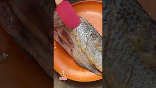 Mojarra al mojo de ajo [upl. by Frohne]