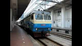 The Northbound Chinese railway DF9 0001  25C passenger train T769  depart the ShenZhen Station [upl. by Ydospahr]