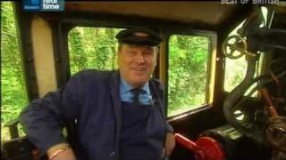 quotYorkshire SteamquotThe footplate fryup [upl. by Winonah]