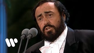 Luciano Pavarotti sings Ernesto De Curtis quotNon ti scordar di mequot The Three Tenors in Concert 1994 [upl. by Suiramed]