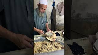 Afghanistan Mazar Sharif Famous Pulao  Uzbaki Pulao  Peshawar Street Food  Kp Food Diaries [upl. by Nette]