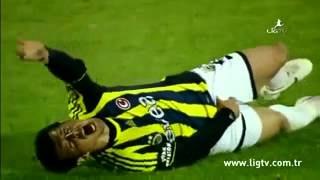 Didier Zokora KICK Emre In The Balls Trabzonspor Vs Fenerbache 060512 [upl. by Sierra]