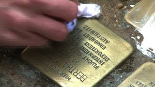 StolpersteinVerbot spaltet München [upl. by Nnylylloh682]