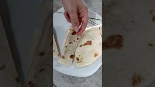 Stuffed Flatbread  piadina cu sunca si branzacon prosciutto cotto e formaggio shorts [upl. by Neram]