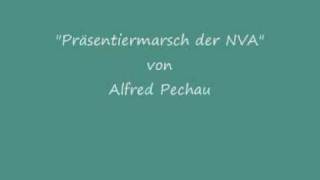 quot Präsentiermarsch der NVA quot  Zentrales Orchester der NVA  HQ [upl. by Hsilgne]