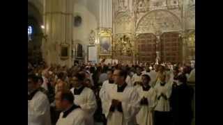 Corpus Christi 7 de junio de 2012 entrada del Arzobispo y Sacerdotes en la Catedral de Toledo [upl. by Gurolinick]