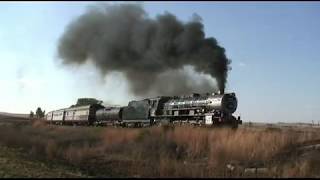 Class 12AR Locomotive leaving Magaliesburg South Africa [upl. by Notxam]