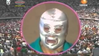 Despedida del Luchador quotSanto El Enmascarado de Plataquot [upl. by Ahsaekal]