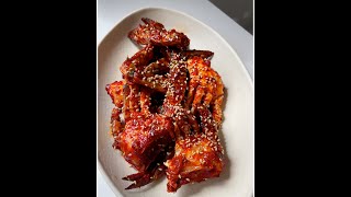 Spicy Marinated Raw Crabs 양념게장 [upl. by Brockwell]