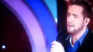 Pablo Alboran y Carminho Disco del año  Perdóname [upl. by Yesor]