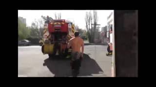 Lipdub bal des pompiers Lyon Villeurbanne Cusset 2011 [upl. by Starr229]