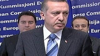 Erdogan rencontre les dirigeants européens en pleine crise intérieure en Turquie [upl. by Burrows462]