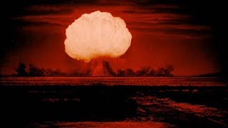 DIE WELT  Der Weg ins Atomzeitalter  Das Wettrüsten im Kalten Krieg [upl. by Amerak]