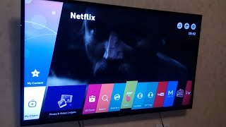 Review LG Smart ULTRA HD 4K TV 49UH610V [upl. by Ahsilav]