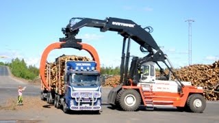 Svetruck TMF 2821 unloading Volvo FH12 6x2 Timber Truck [upl. by Akissej]