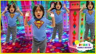 Ryan lost in the huge Mirror Maze with Ryans Family Review [upl. by Rutherfurd]