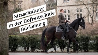 Sitzschulung in der Hofreitschule Bückeburg mit Christin Krischke [upl. by Ayaet]