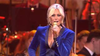 Helene Fischer  Feliz Navidad Live aus der Hofburg Wien [upl. by Shakespeare]