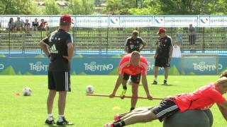 Tag 3 im FC BayernTrainingslager Zirkeltraining und Schussübungen [upl. by Hayikaz989]