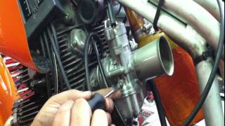 Laverda 750 SFC Carburetor Sync [upl. by Lanni335]