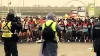 SUISSEGAS MILANO CITY MARATHON 2013  OFFICIAL PROMO LA7 [upl. by Yeslaehc]