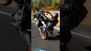 Wheelie drz400sm wheelie bikers stunt stuntvideo stuntabiker [upl. by Veljkov990]