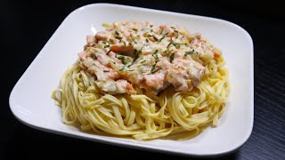 Pâtes au saumon ultra facile en 5 minutes  Ultra easy 5 minutes salmon pasta [upl. by Bonni]