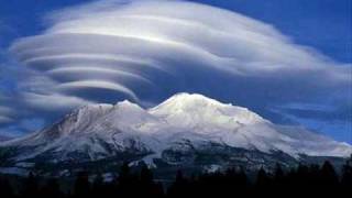 Lenticular Clouds Lens Clouds aka UFO [upl. by Thynne]