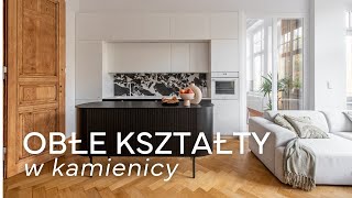 Przestronne mieszkanie projektantki – lamperie krągłości i stare drewno w kamienicy  HOME TOUR [upl. by Atikehs]