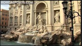 La historia de la fuente más famosa del mundo la Fontana de Trevi [upl. by Aivartal]