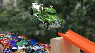 Jump over 100 Hot Wheels Cars [upl. by Alicul]