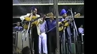 Show Completo De Tião Carreiro e Pardinho em Brodósqui em 17 11 1990 [upl. by Novaat364]