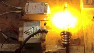 Powering up a High Pressure Sodium lamp  The wrong way without an igniter [upl. by Torin]