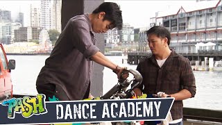 Dance Academy Atrápame si me caigo T2 E18  PASH [upl. by Anaynek833]